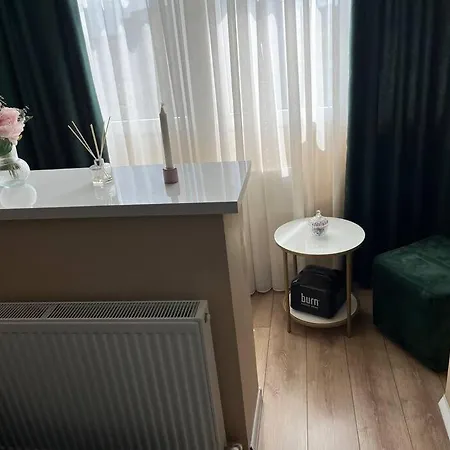 Fully Equipped, Moments Away From The Centre Daire