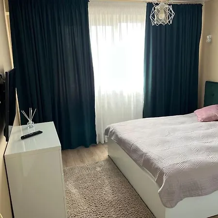 Fully Equipped, Moments Away From The Centre Constanţa