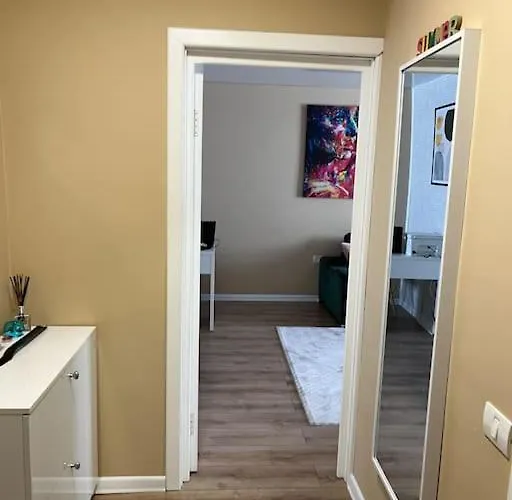 Apartament Fully Equipped, Moments Away From The Centre Konstanca