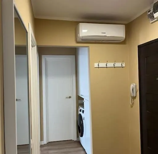 Apartament Fully Equipped, Moments Away From The Centre